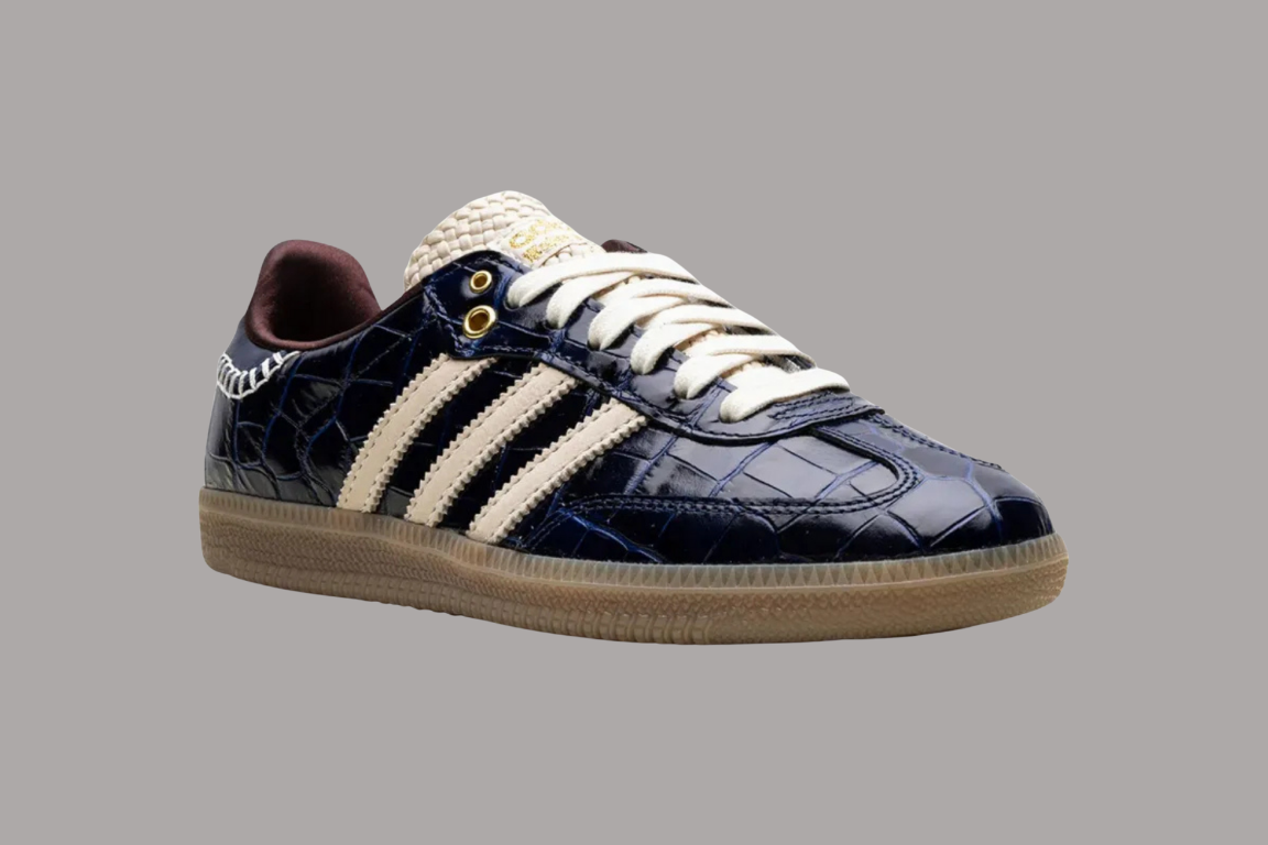 Navy Croc-Embossed Heritage Sneakers – Gum Sole Edition