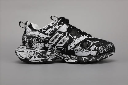 BLCG 2030-34 Black & White Graffiti